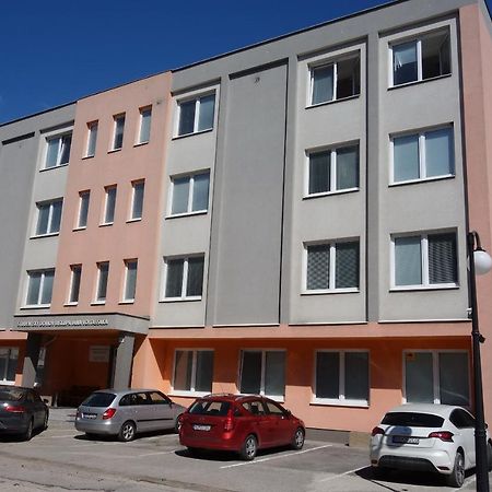 Apartmany Alzuz Rużomberk Zewnętrze zdjęcie